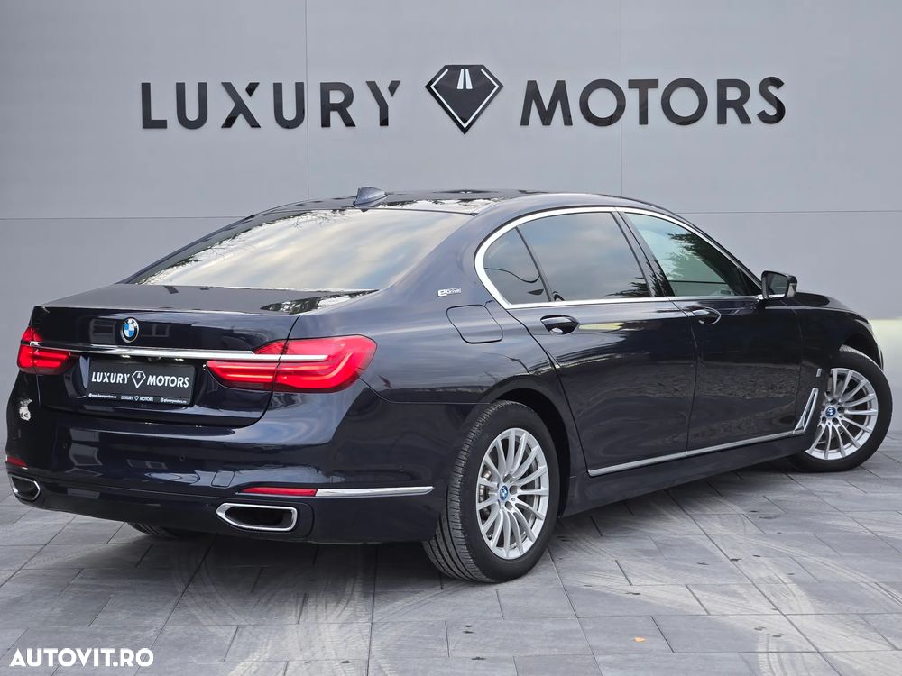 BMW Seria 7 740Le iPerformance - 5