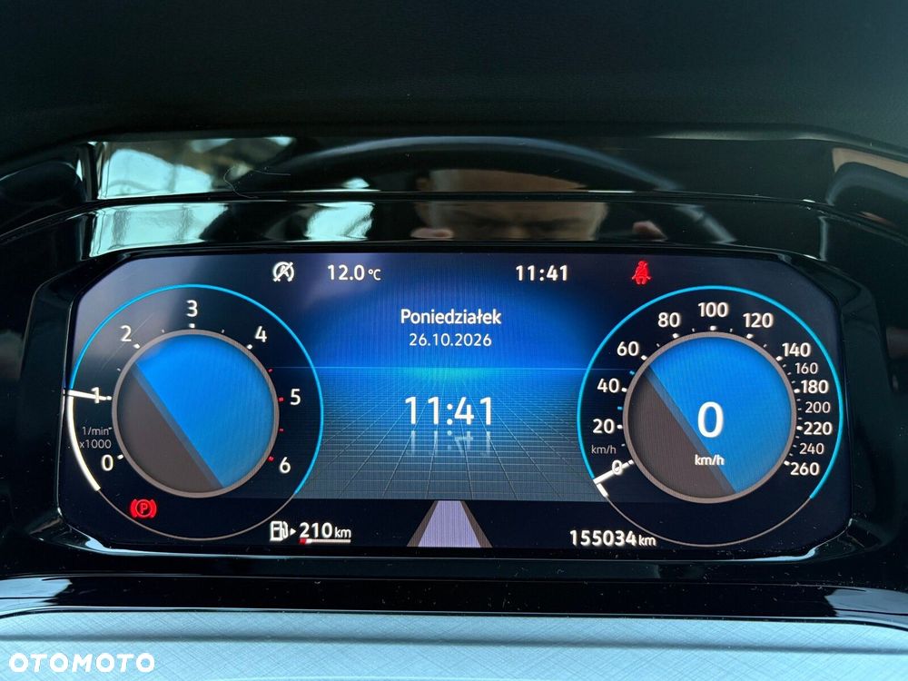 Volkswagen Golf - 22