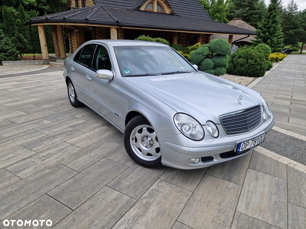 Mercedes-Benz Klasa E - 28
