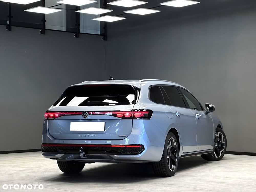 Volkswagen Passat - 7