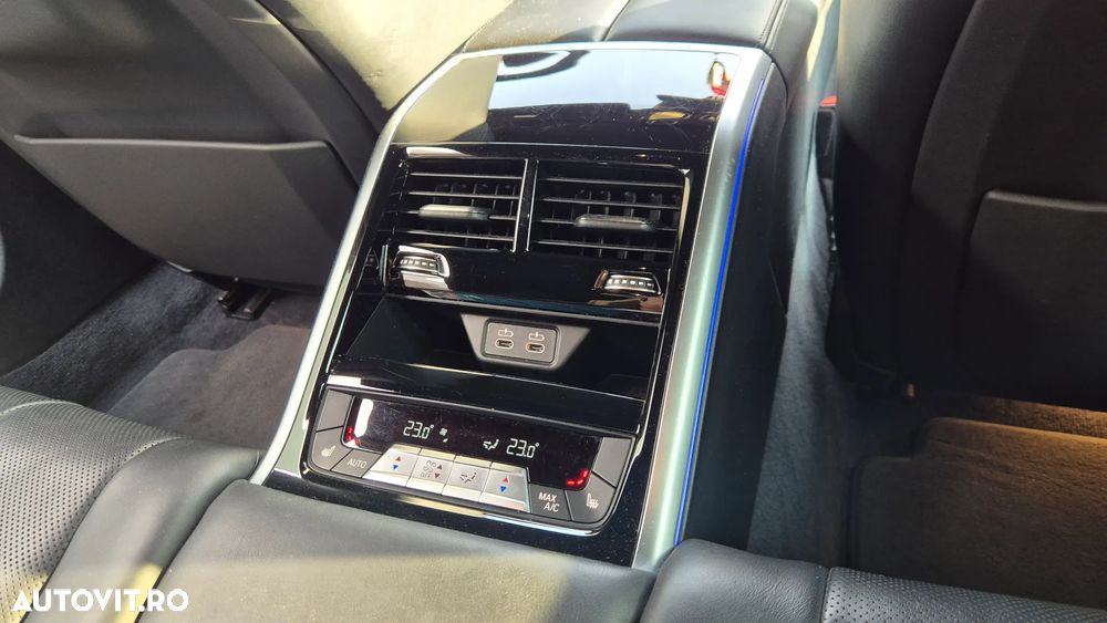 BMW Seria 8 840d xDrive - 28