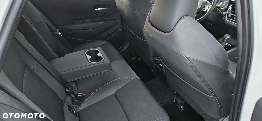 Toyota Corolla 1.8 Hybrid GR Sport - 10