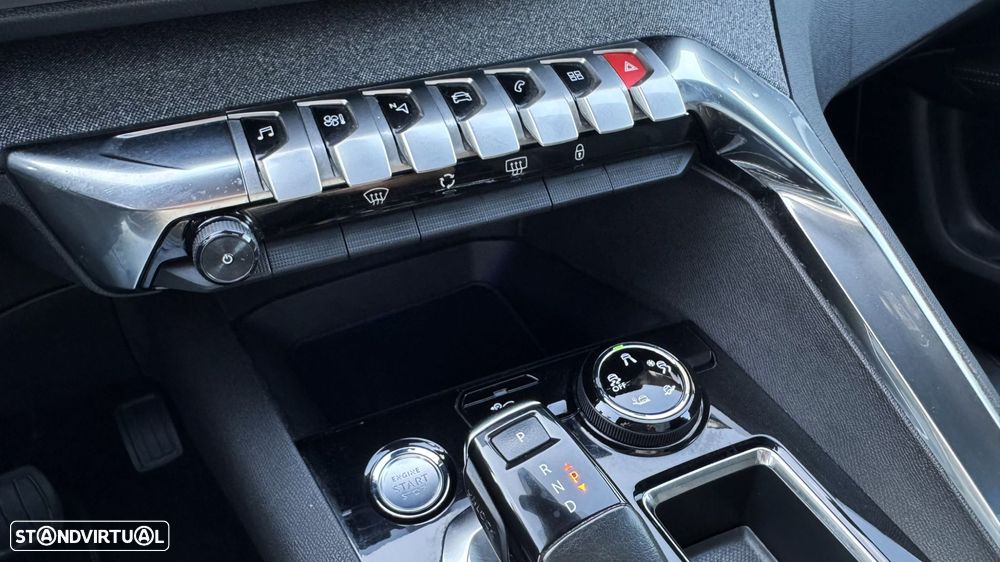 Peugeot 5008 1.5 BlueHDi GT Line EAT8 - 26