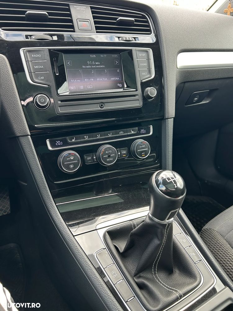 Volkswagen Golf 1.6 BlueTDI Cup - 13