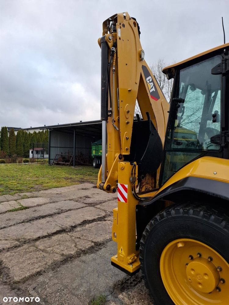 Caterpillar 444F2 - 24