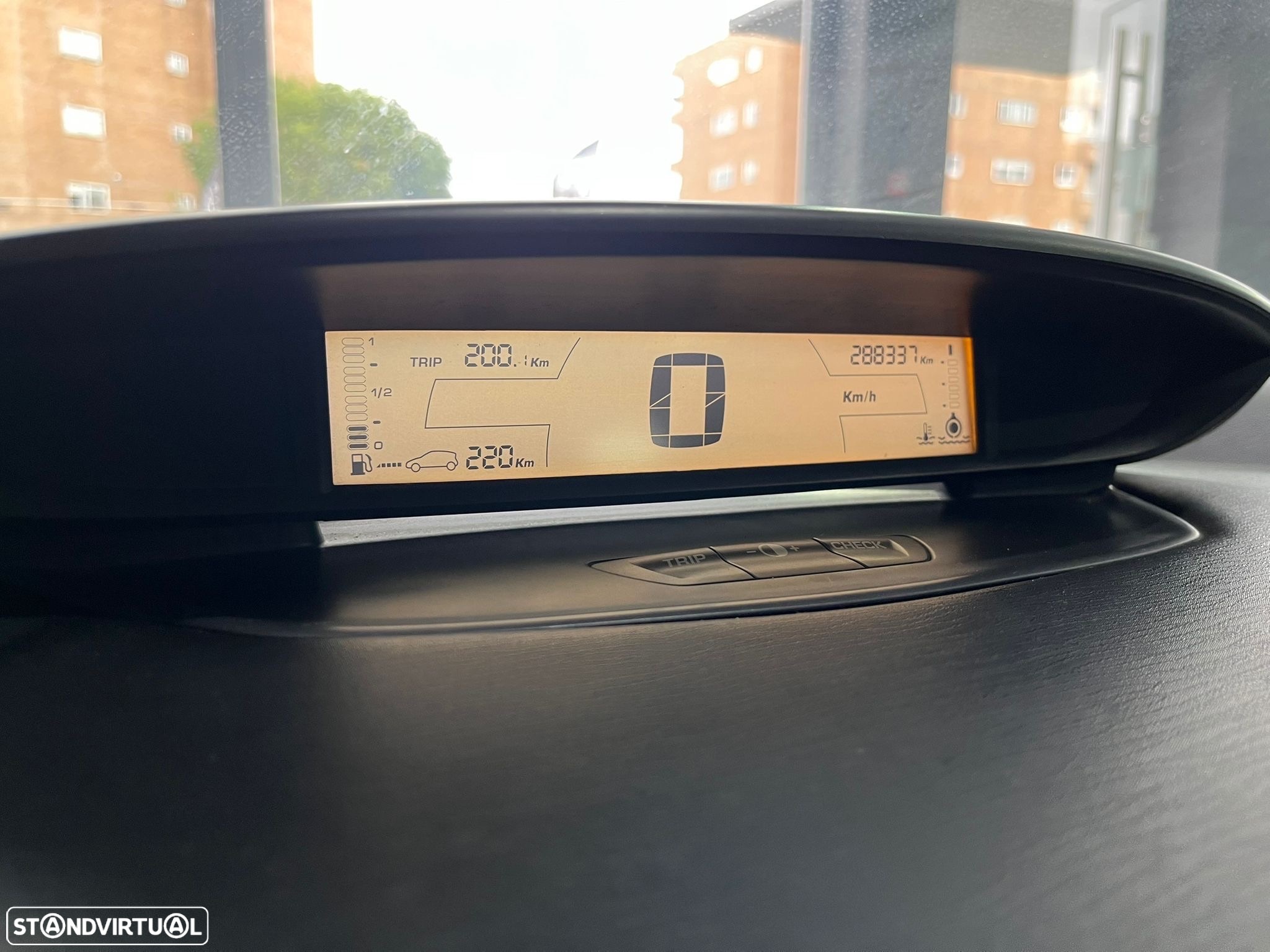 Citroën C4 1.6 HDi 110 VTR Pack - 15