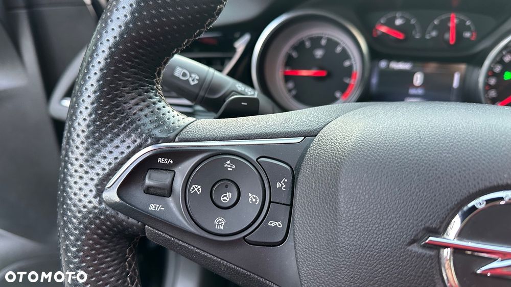 Opel Insignia 2.0 T 4x4 Innovation S&S - 22