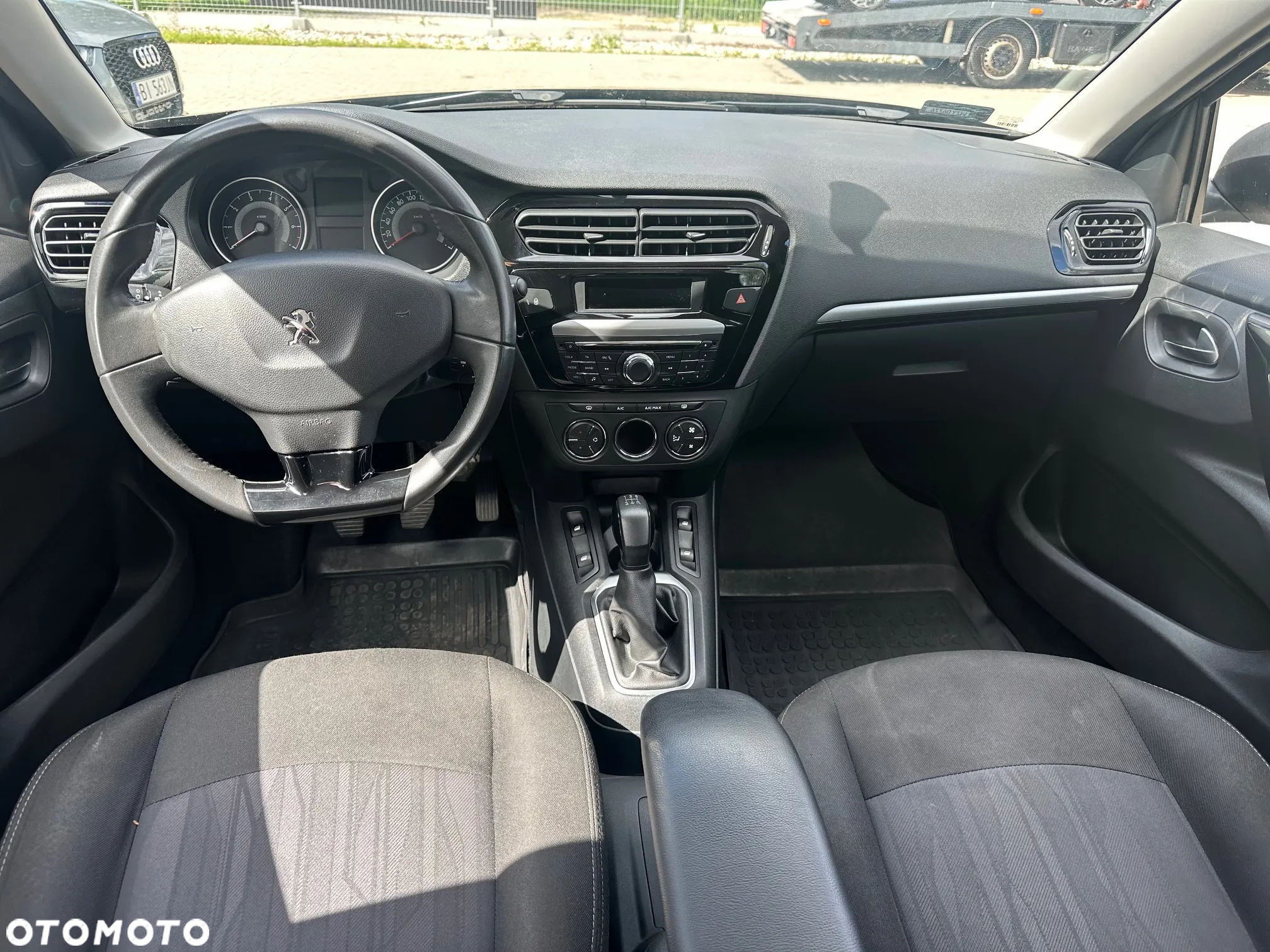 Peugeot 301 1.6 VTi Active - 10