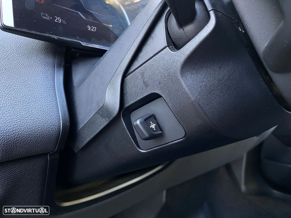 BMW iX xDrive 40 Pack Desportivo - 7