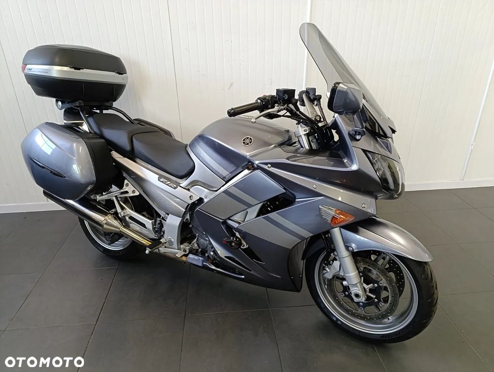 Yamaha FJR - 1