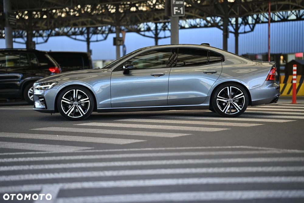 Volvo S60 - 1