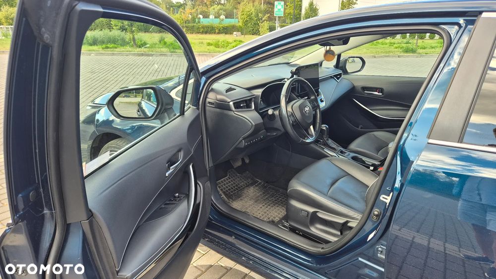 Toyota Corolla 1.8 Hybrid Executive - 8