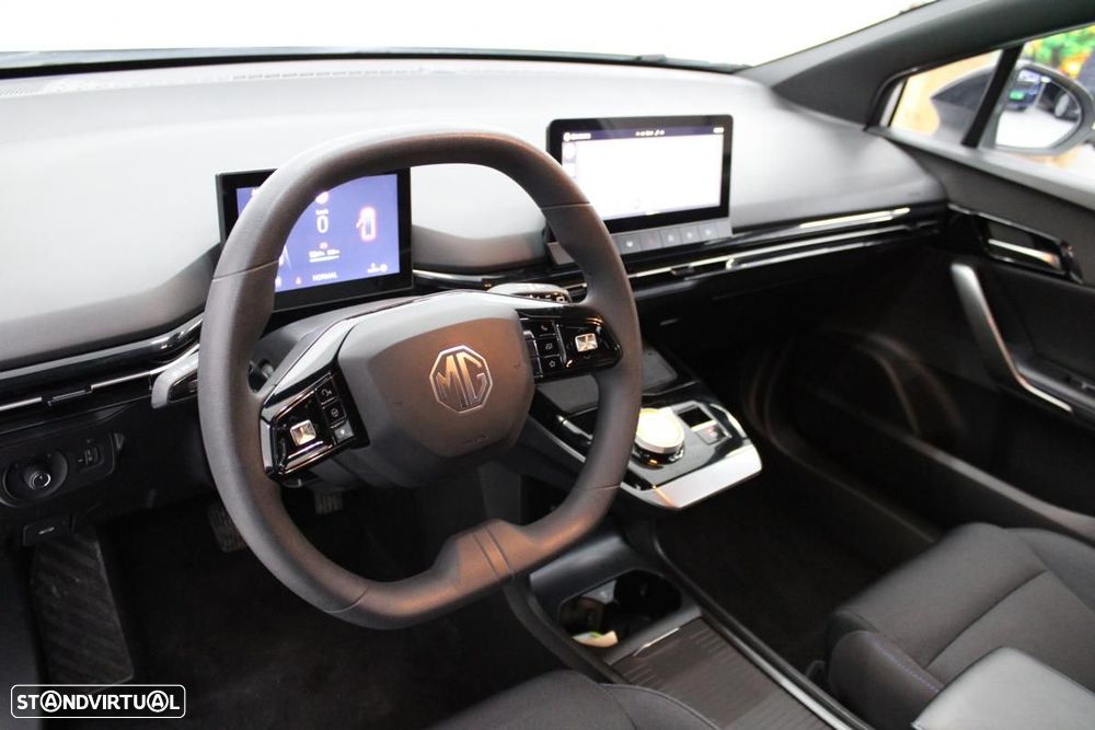 MG MG4 64 kWh Comfort - 12