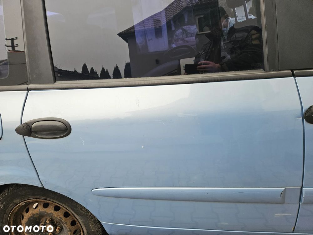 Fiat Multipla lift drzwi tył tylne  prawe lewe 792 - 2