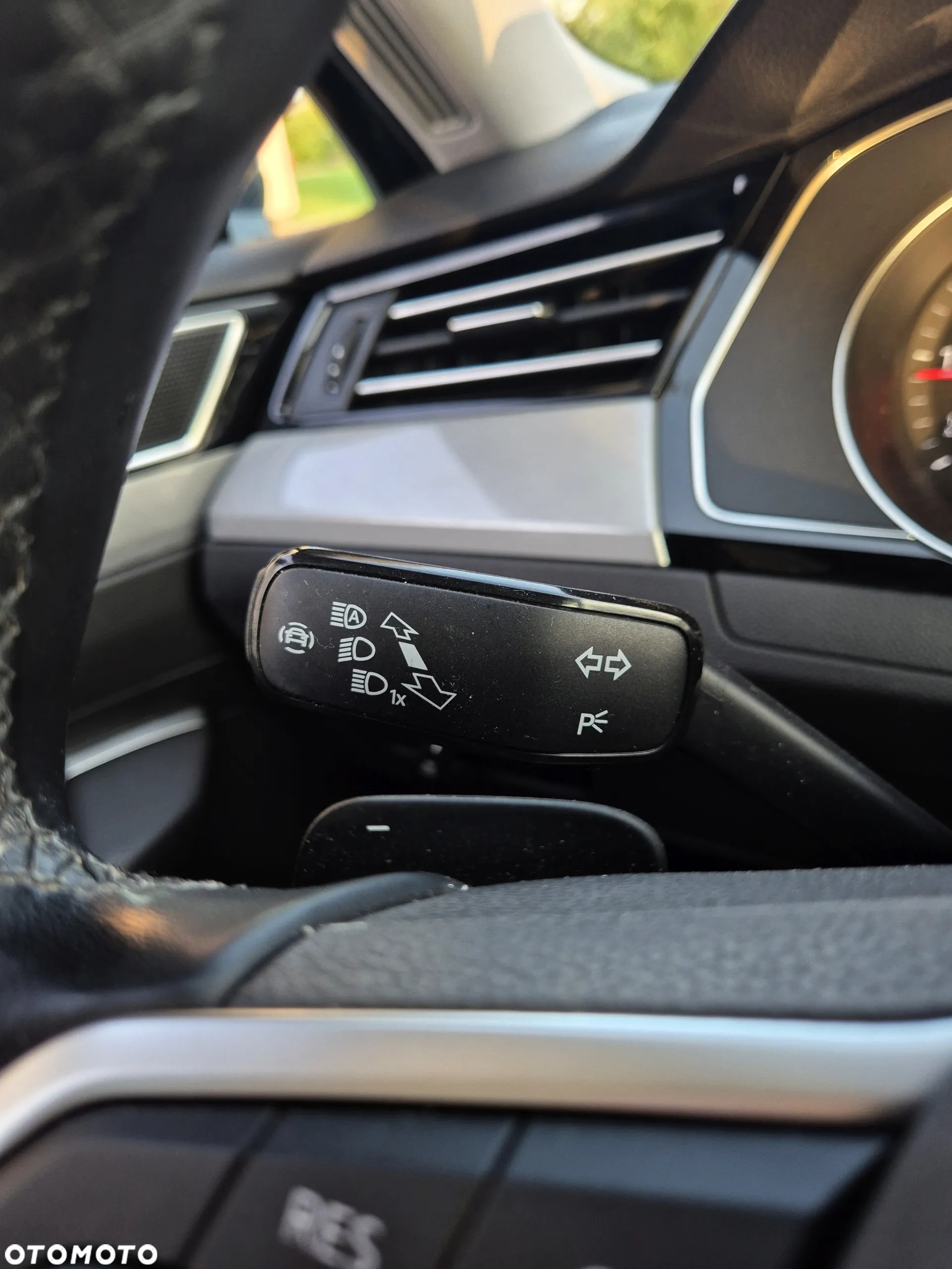 Volkswagen Passat 2.0 TDI EVO Business DSG - 24
