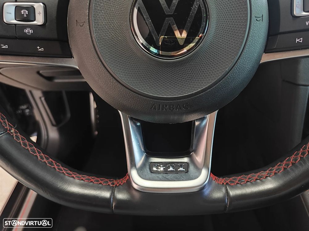 VW Golf GTI 2.0 TSI OPF DSG Performance - 30