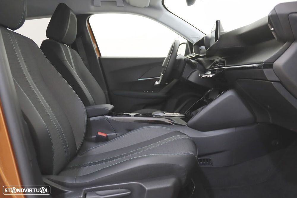 Peugeot e-2008 50 kWh Allure Pack - 10