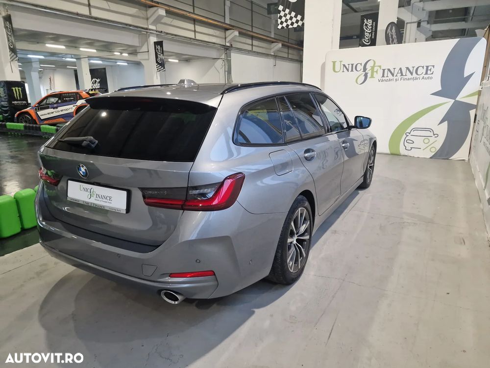 BMW Seria 3 320d Touring Aut. Sport Line - 7