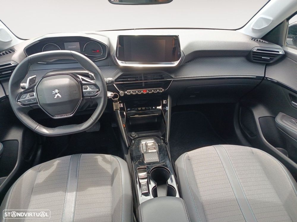 Peugeot 208 1.2 PureTech Allure EAT8 - 10