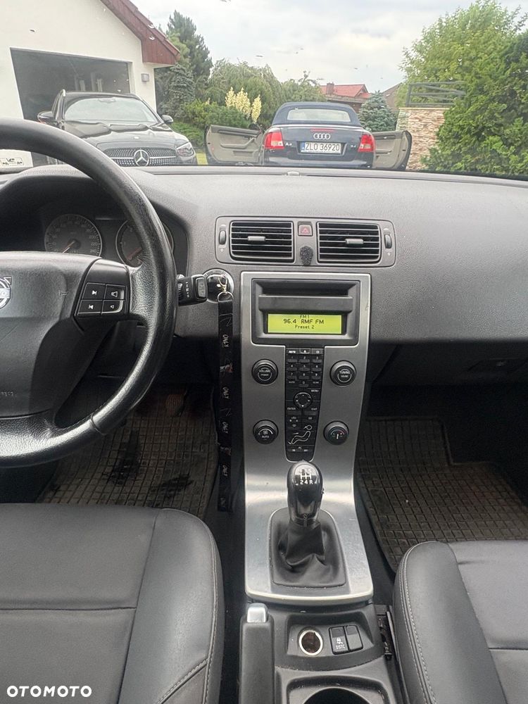 Volvo V50 1.6D Momentum - 19