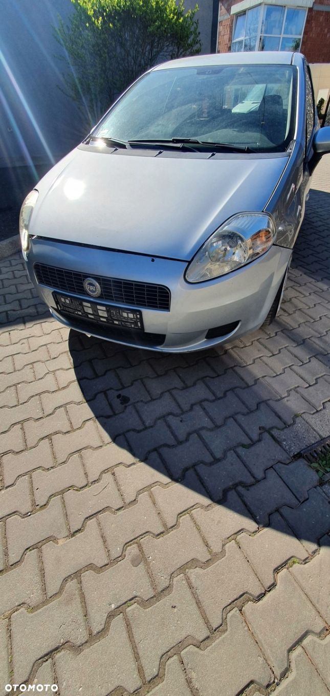 FIAT GRANDE PUNTO MASKA LAMPA ZDERZAK PRZÓD 589/A - 1