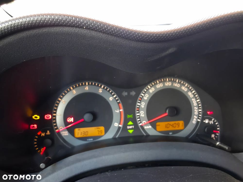 Toyota Auris 1.6 Club - 8