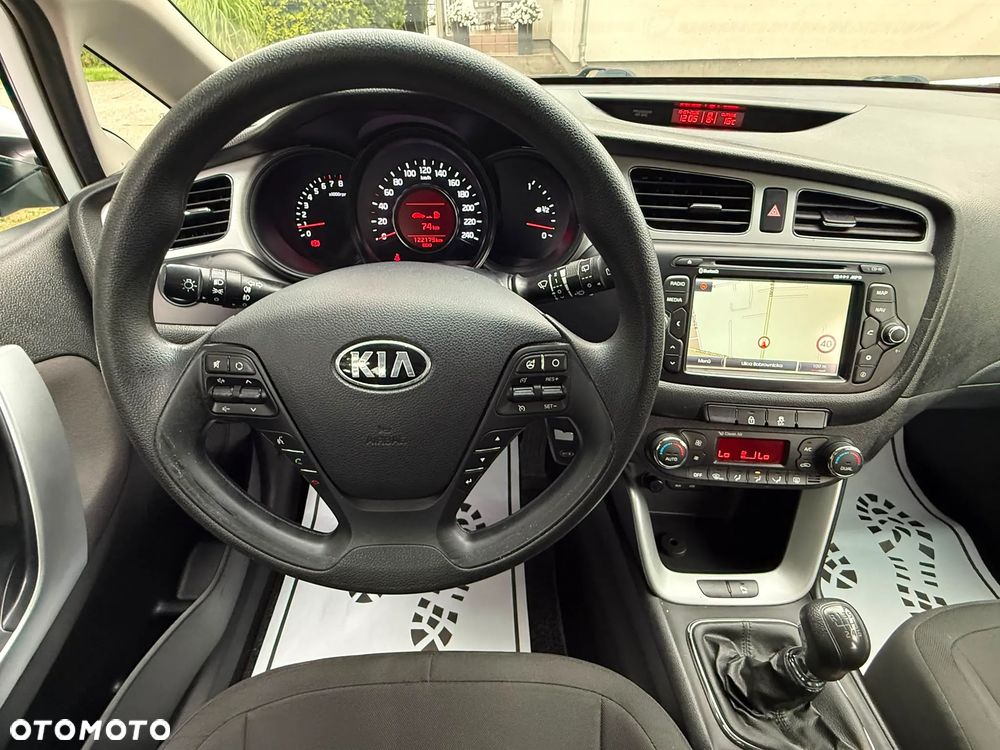 Kia Ceed - 9