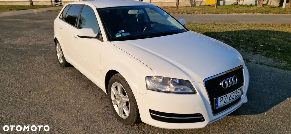 Audi A3 Sportback 1.6 Attraction - 2