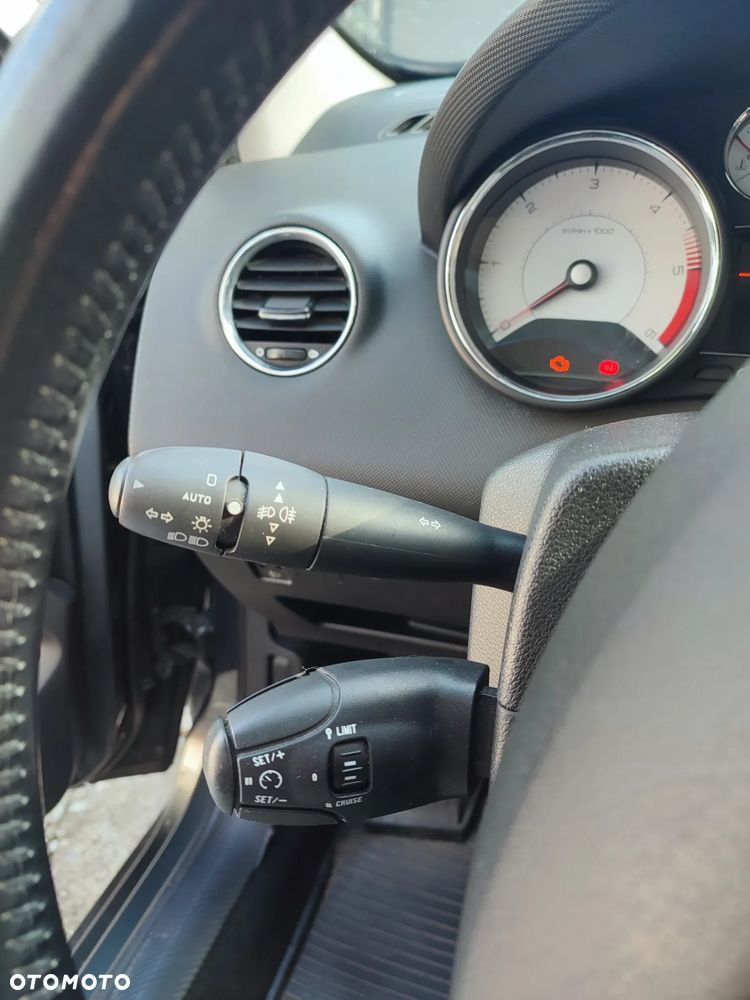 Peugeot 308 SW HDi FAP 150 Allure - 9