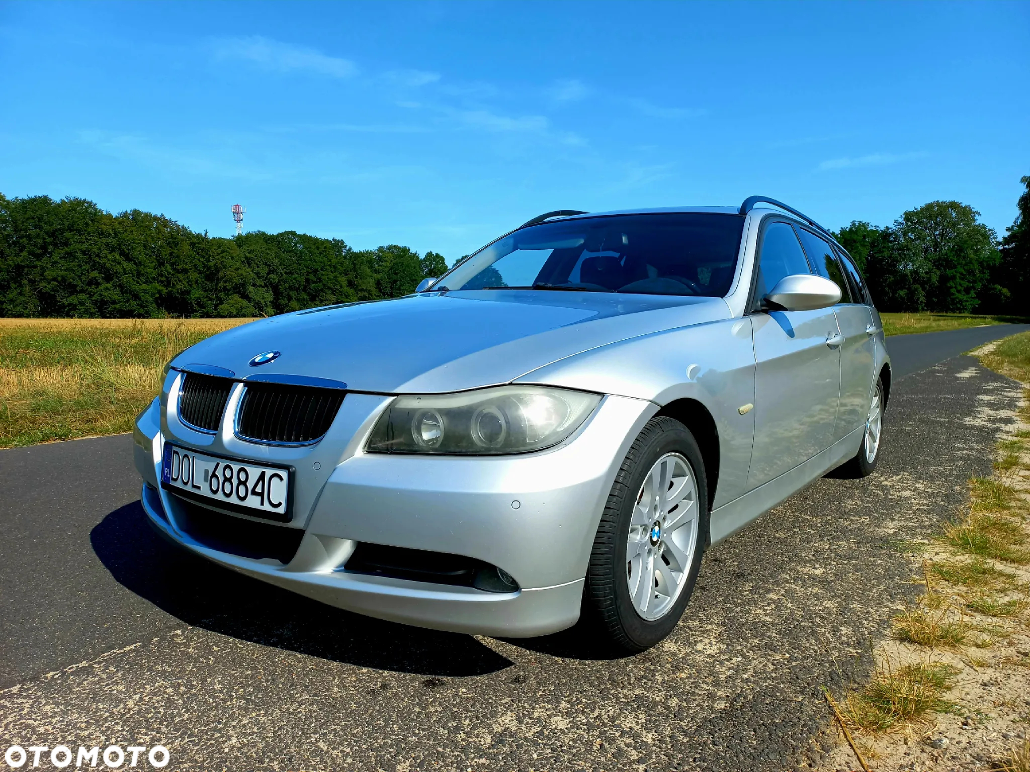 BMW Seria 3 320i - 3