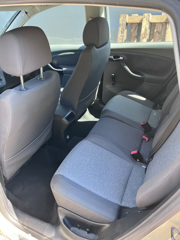 Seat Toledo 1.6 Reference - 6