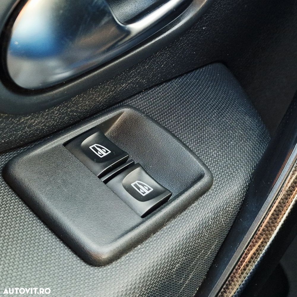 Dacia Logan 1.5 75CP Laureate - 18