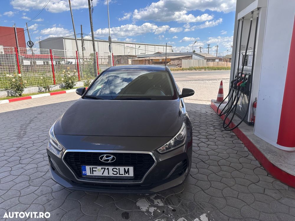 Hyundai i30 1.4 100CP 5DR M/T Comfort+ - 1