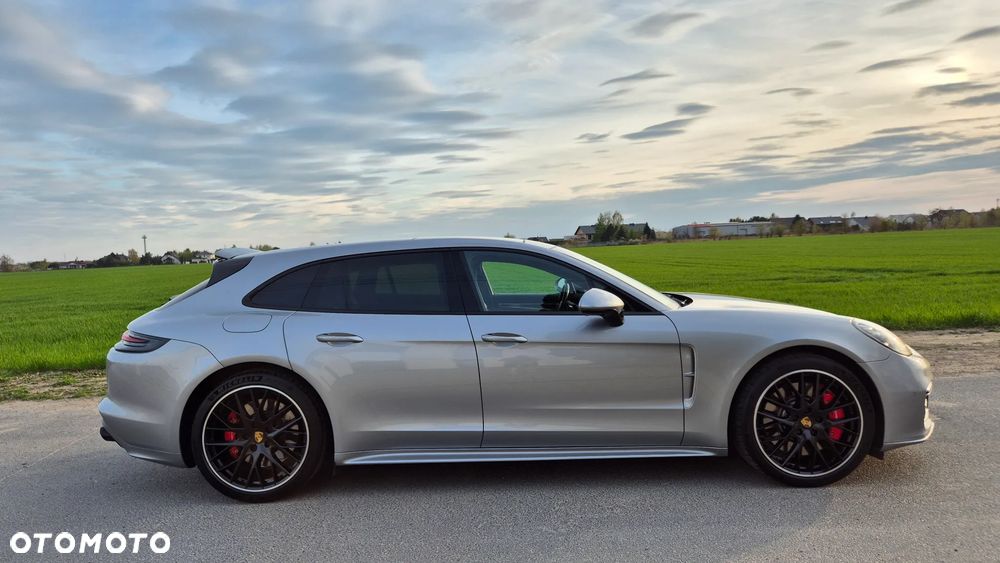 Porsche Panamera Turbo GPF - 5