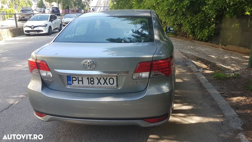 Toyota Avensis 2.0 D-4D Elegance - 11