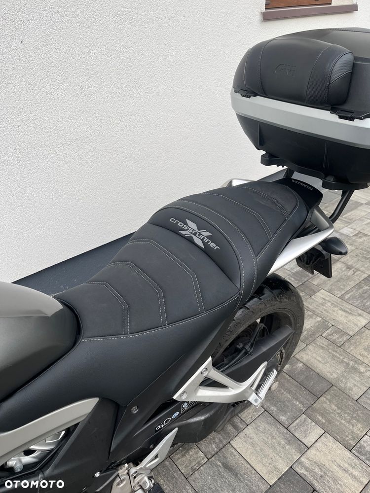Honda VFR - 15