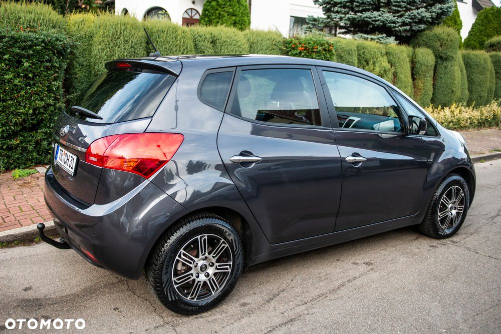 Kia Venga 2017 photo 5
