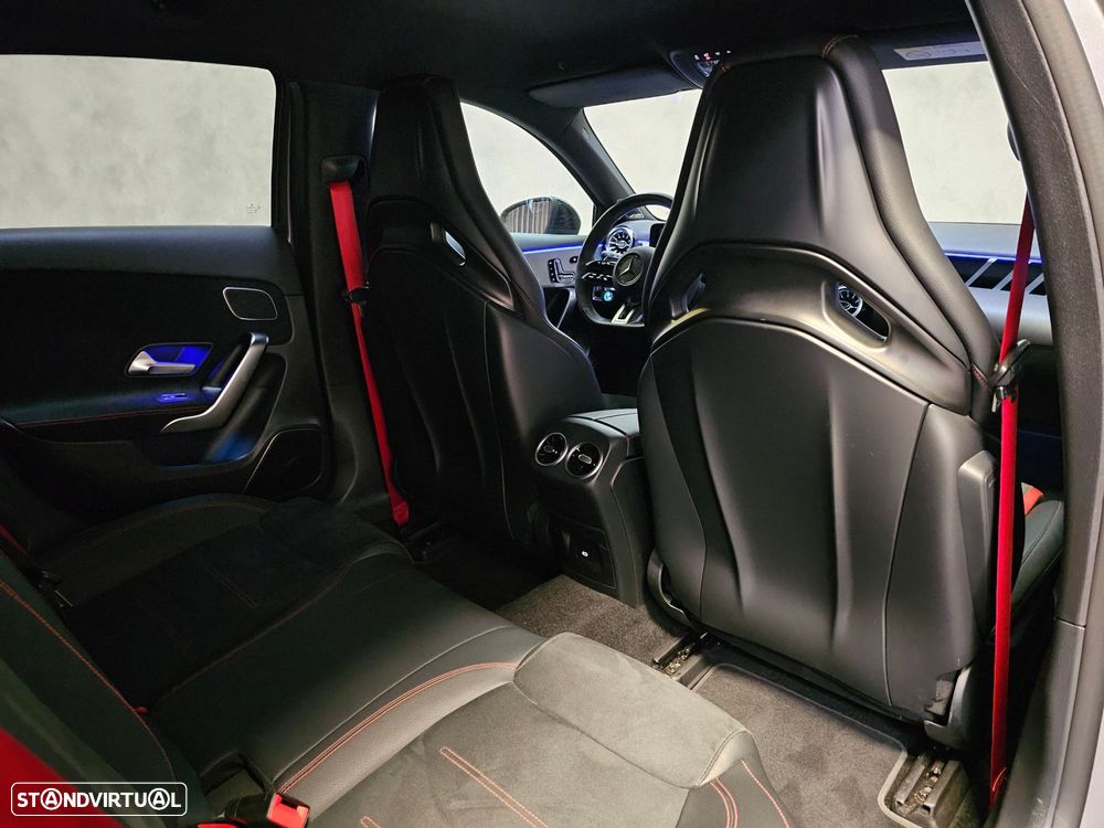 Mercedes-Benz A 45 AMG S 4Matic+ Speedshift DCT 8G - 20