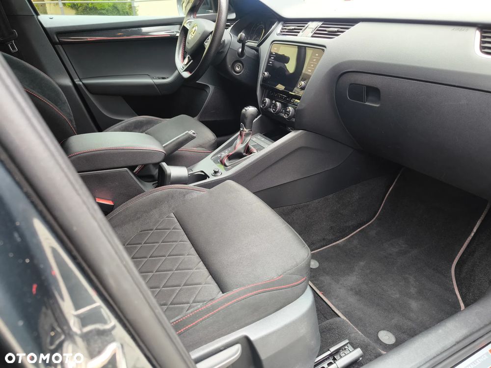 Skoda Octavia 2.0 TSI DSG RS 230 - 14