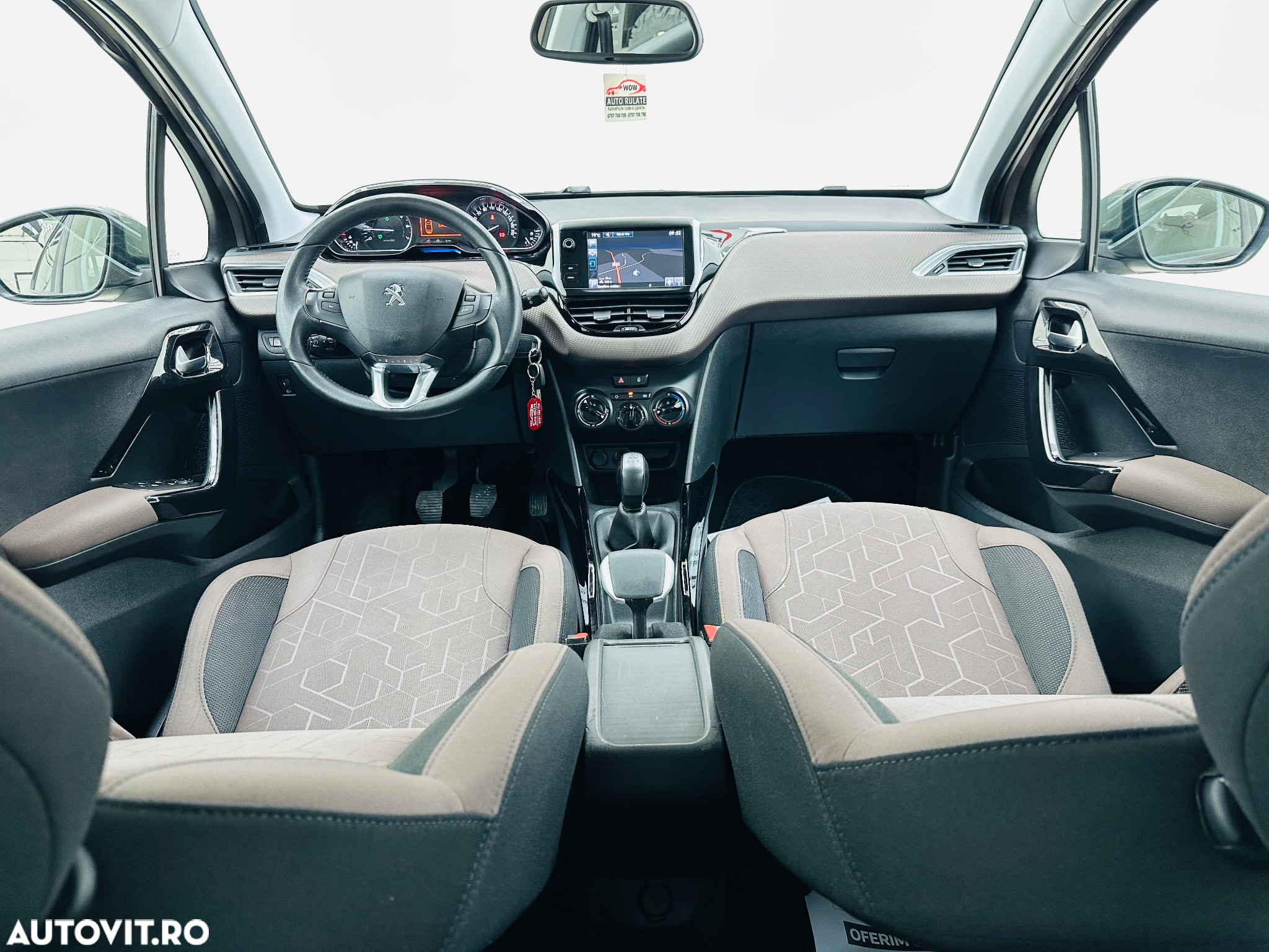 Peugeot 2008 - 6