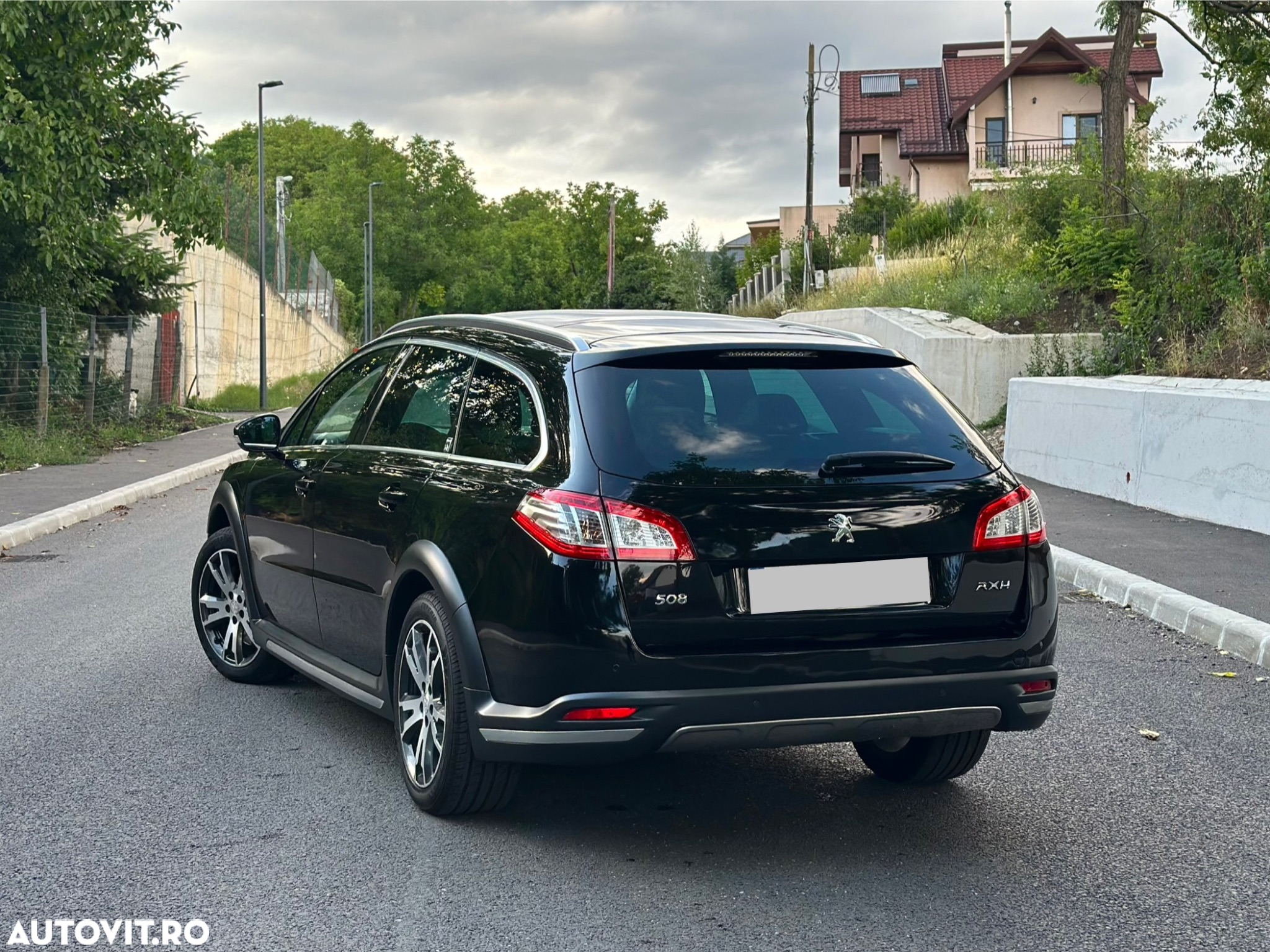 Peugeot 508 RXH Hybrid4 - 4