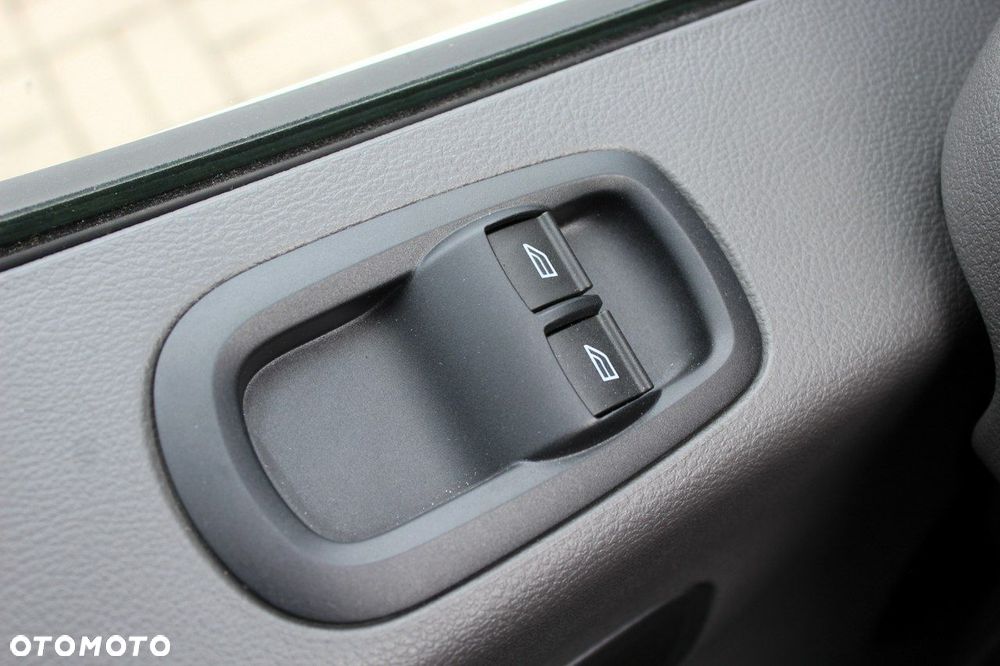 Ford Transit - 19