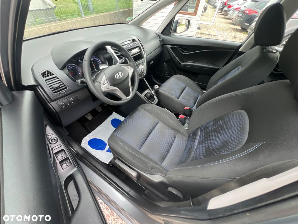 Hyundai ix20 1.4 blue Comfort - 12