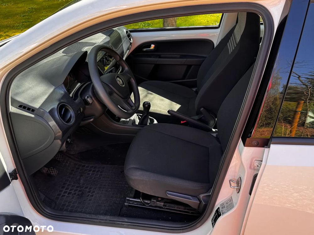 Volkswagen up! - 11