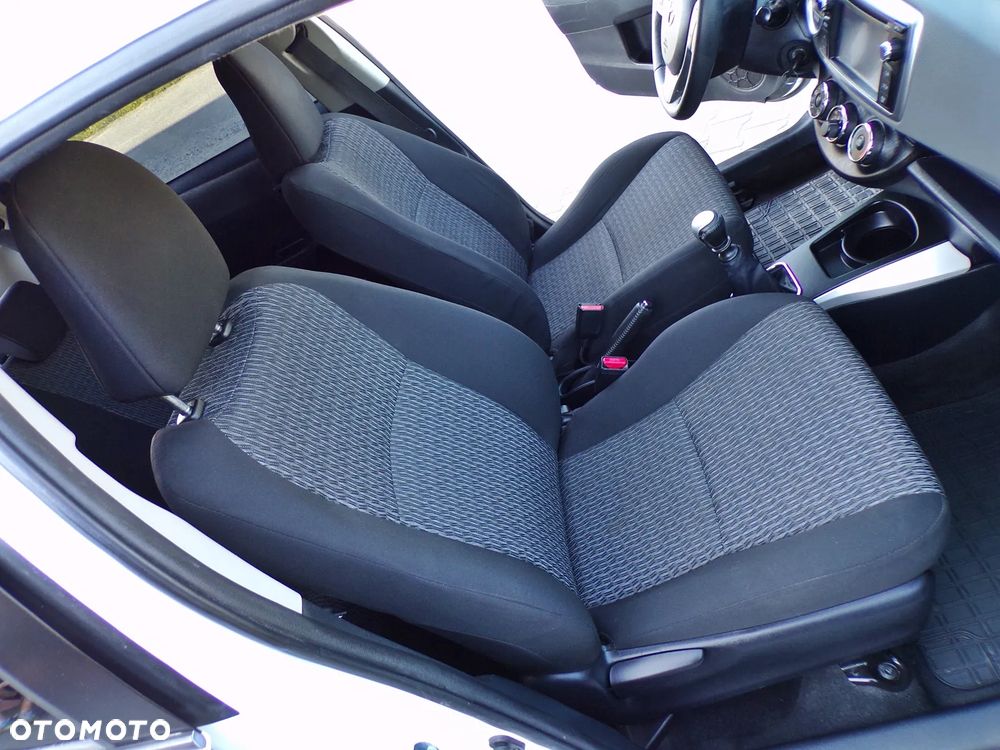 Toyota Yaris 1.33 VVT-i Comfort - 23