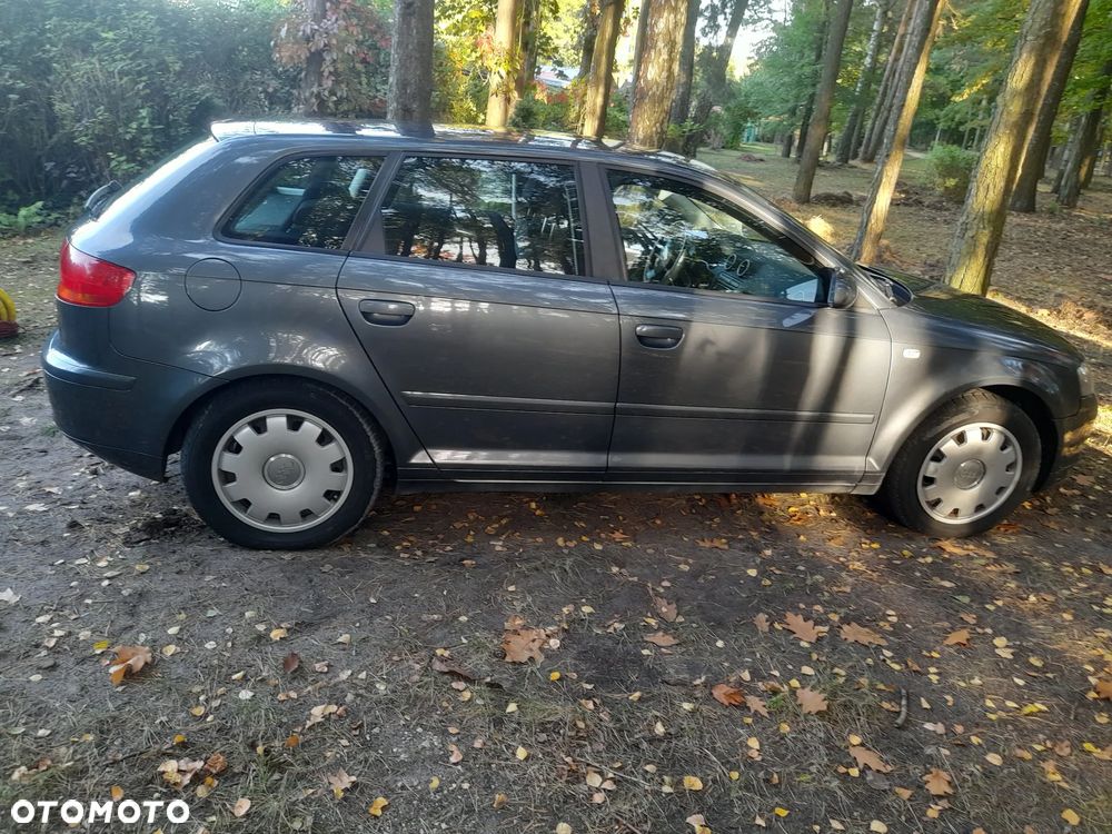 Audi A3 Sportback - 3