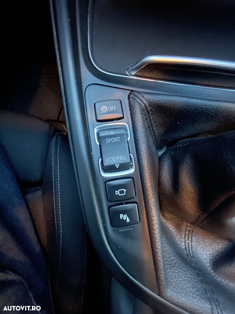 BMW Seria 3 320d xDrive - 9