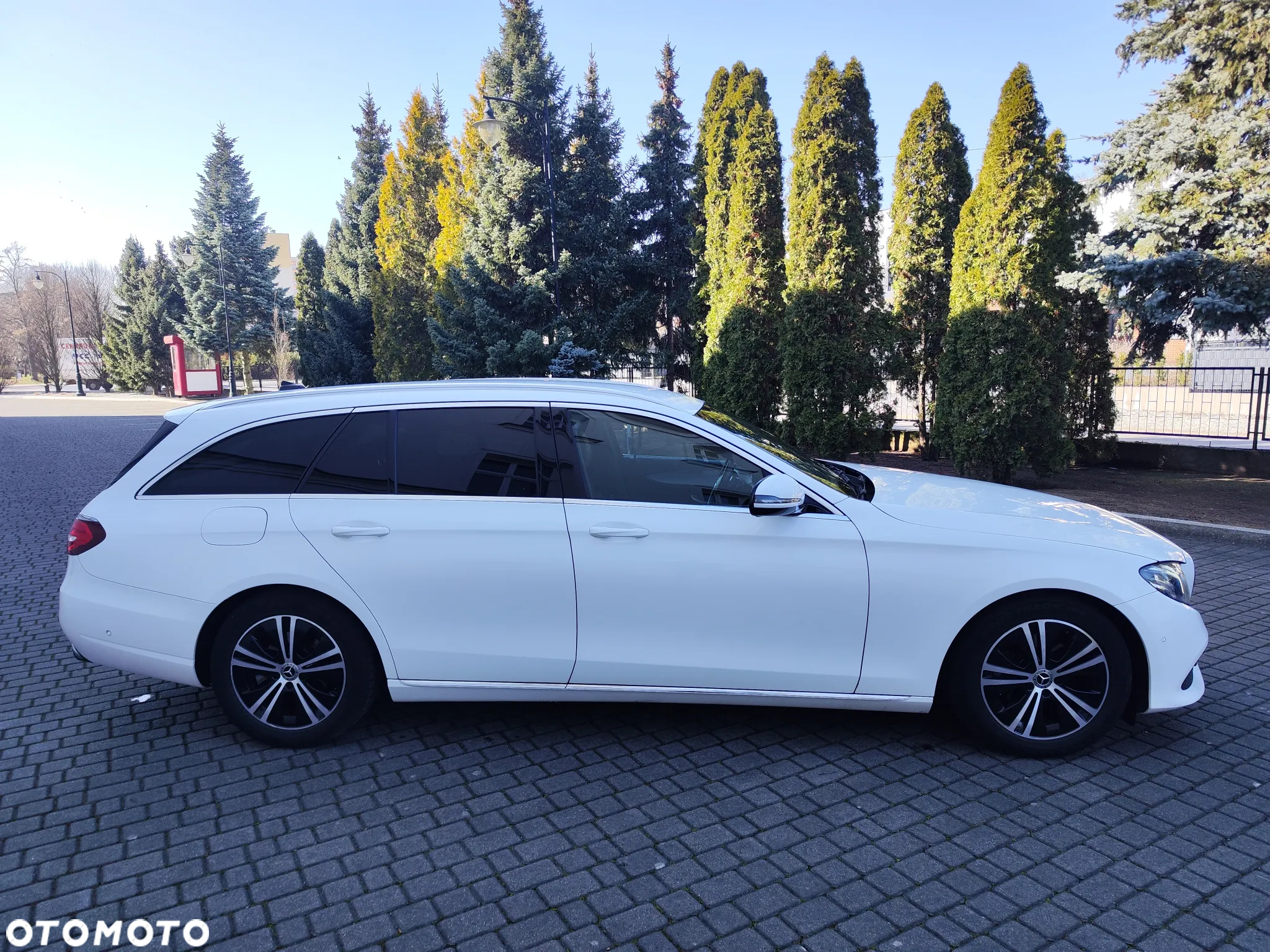 Mercedes-Benz Klasa E 220 d Avantgarde - 11