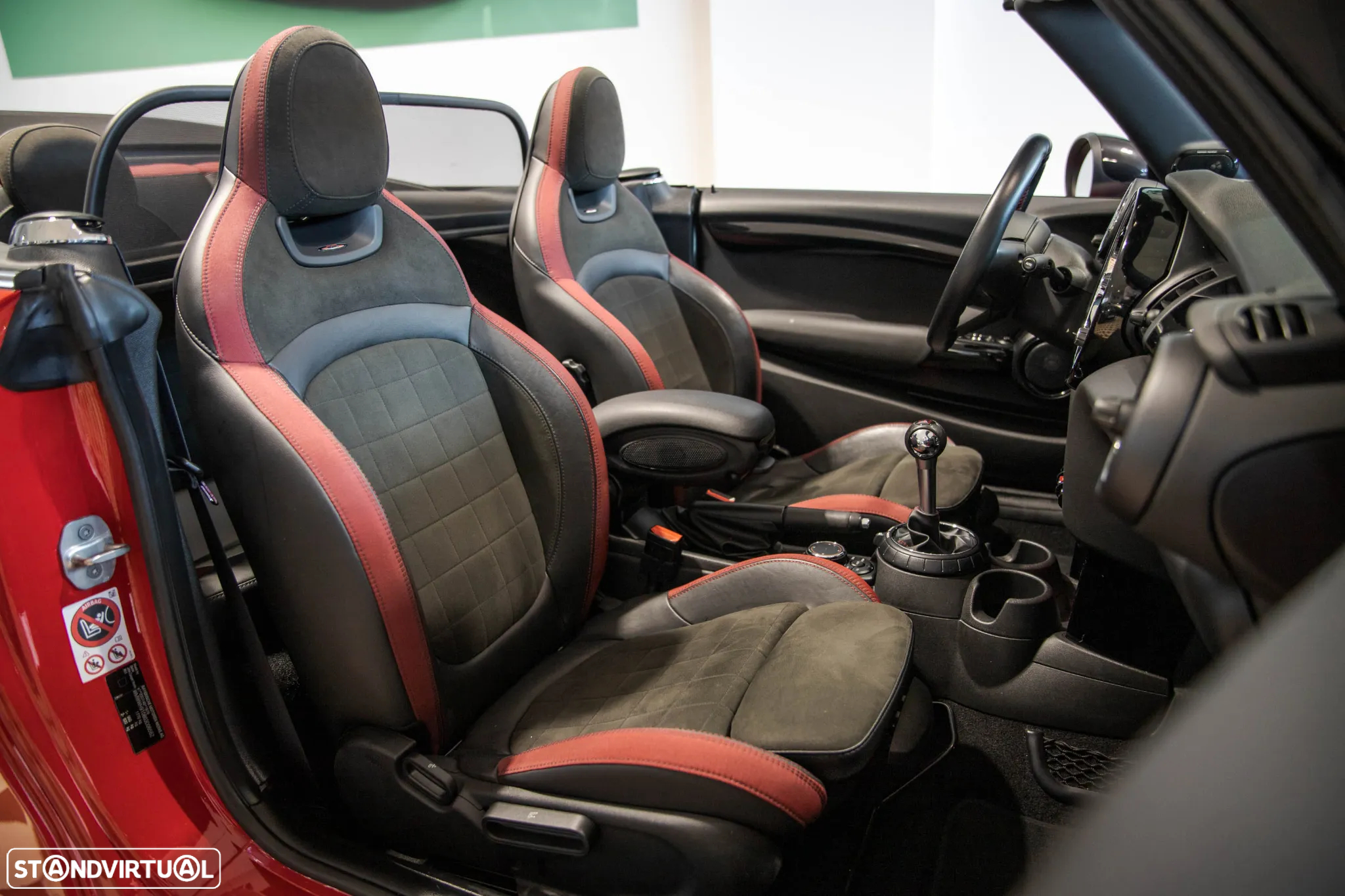 MINI 3 Portas John Cooper Works - 19