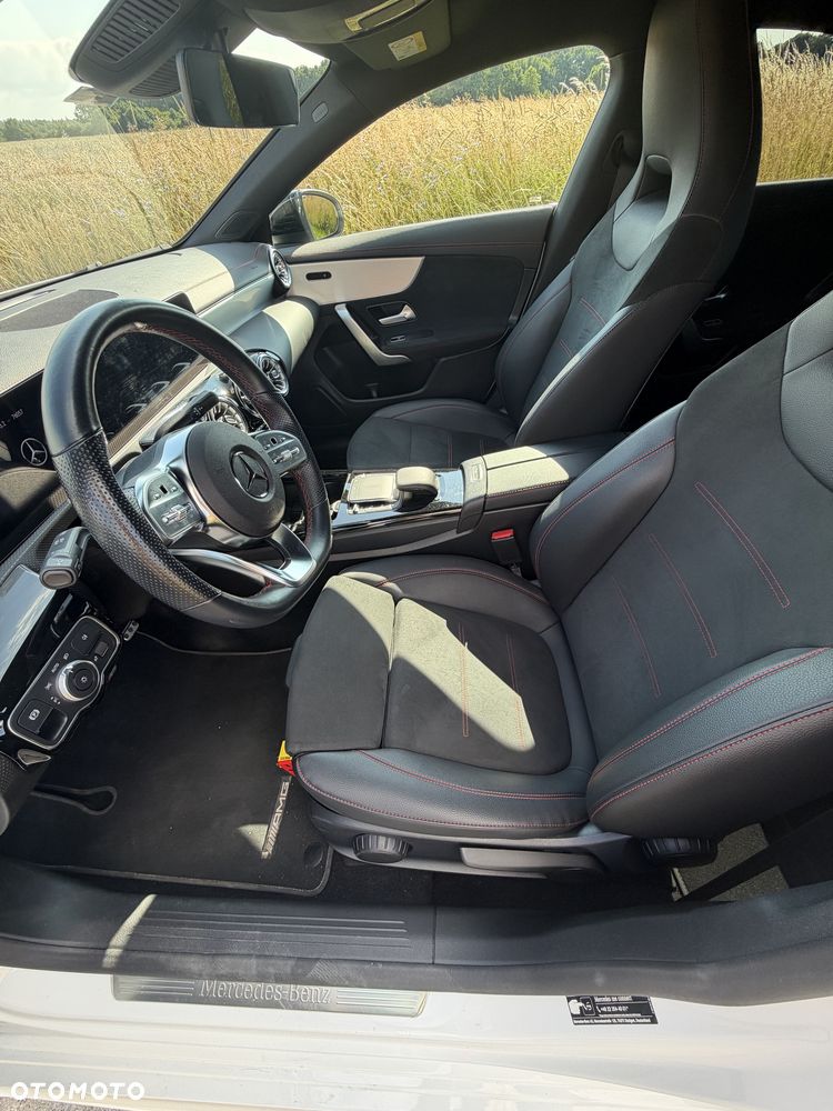 Mercedes-Benz CLA - 8
